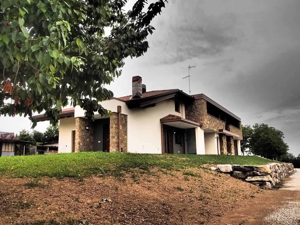 Alloggio Agrituristico Ai Tre Castelli Moruzzo Kültér fotó