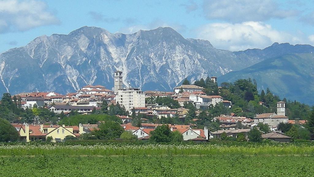 Alloggio Agrituristico Ai Tre Castelli Moruzzo Kültér fotó